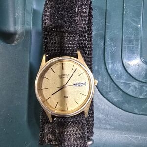Seiko Gold Men's Watch with Black Strap
